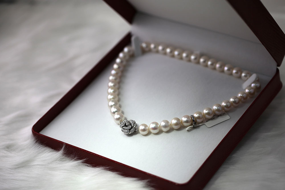 Basic Jewelry Styling Tips for Women